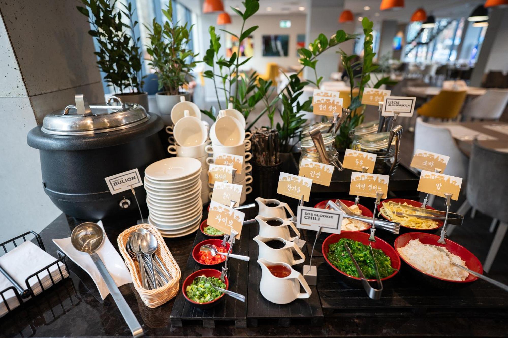Q Hotel Plus ורוצלב מראה חיצוני תמונה