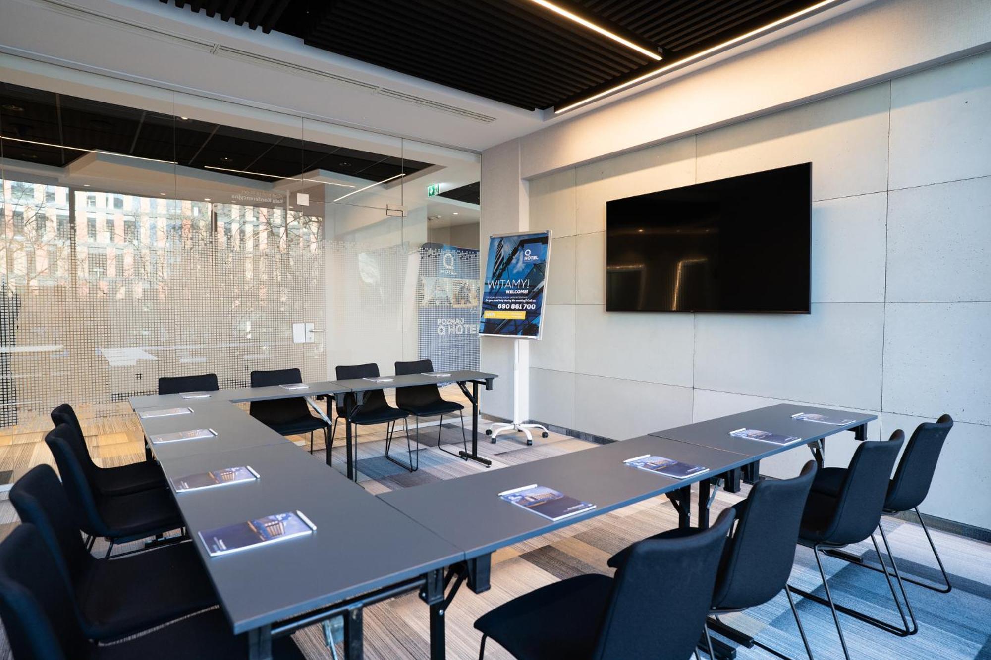 Q Hotel Plus ורוצלב מראה חיצוני תמונה